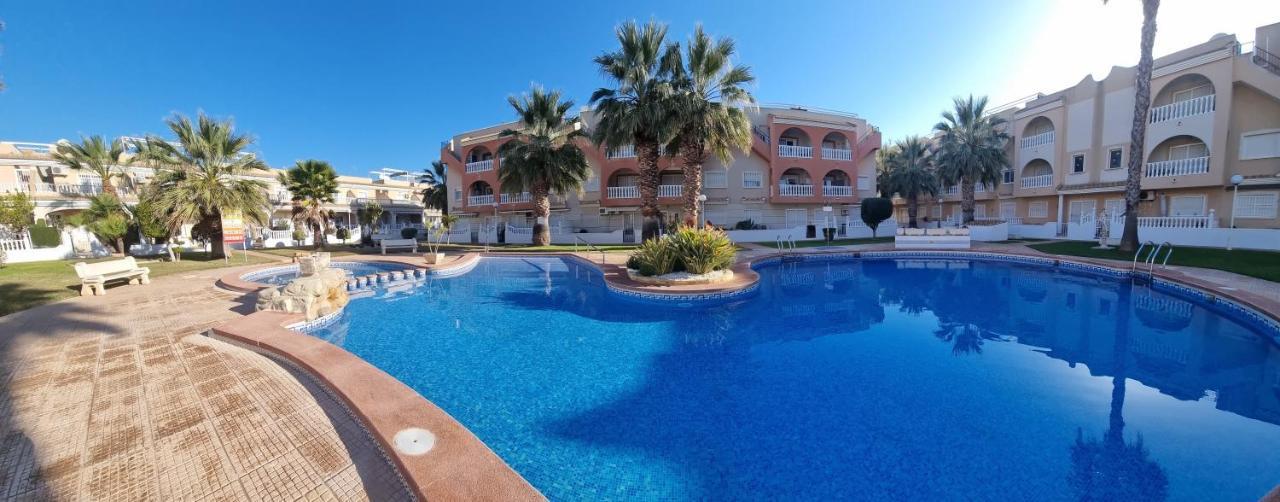 Lovely 2 Bed, 2 Bath Apt With 2 Large Pools Apartment Los Alcazares Exterior photo