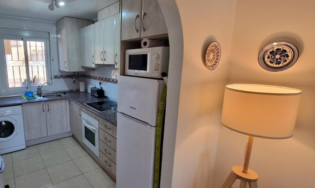 Lovely 2 Bed, 2 Bath Apt With 2 Large Pools Apartment Los Alcazares Exterior photo